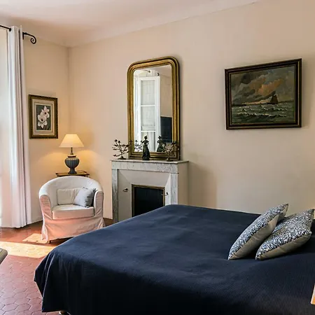 Вілла Les Glycines Сен-Тропе