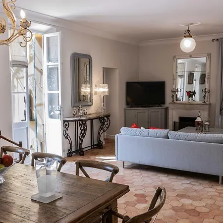 Les Glycines Villa *