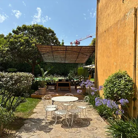 Les Glycines * Saint-Tropez