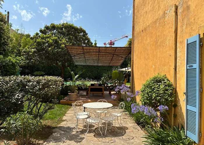 Les Glycines * Saint-Tropez